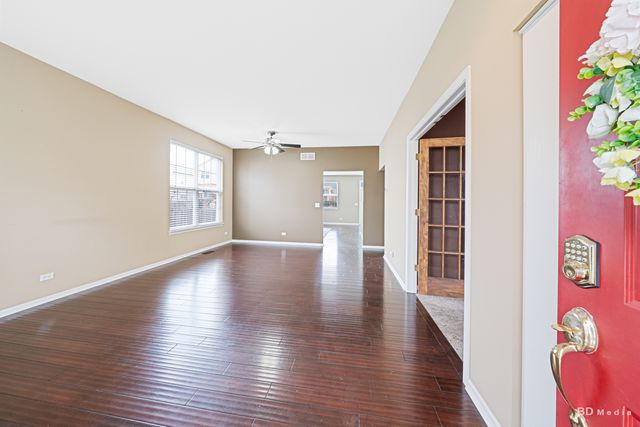 1811 Bluestem Circle, Aurora, IL 60504