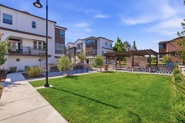 2348 Toledo Terrace, Mountain View, CA 94043