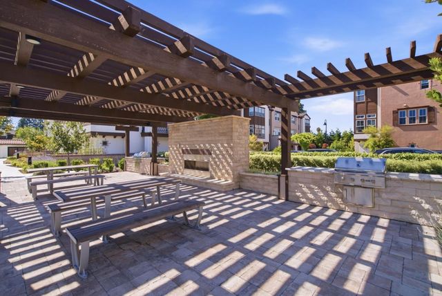 2348 Toledo Terrace, Mountain View, CA 94043
