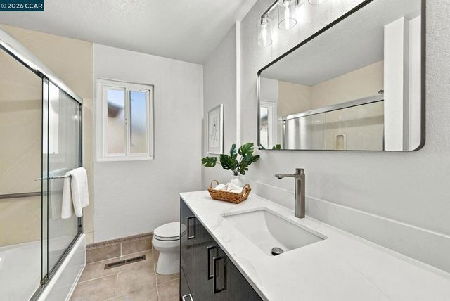 2520 Benedict Dr, San Leandro, CA 94577