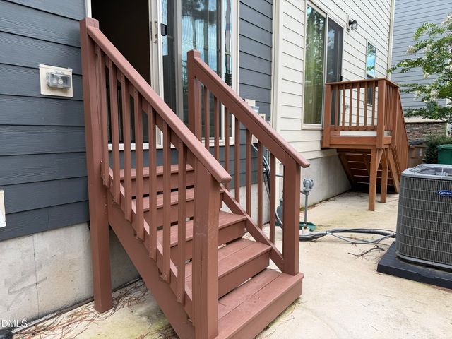 946 Channing Park Circle, Cary, NC 27519