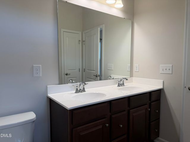 946 Channing Park Circle, Cary, NC 27519