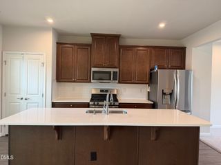 946 Channing Park Circle, Cary, NC 27519