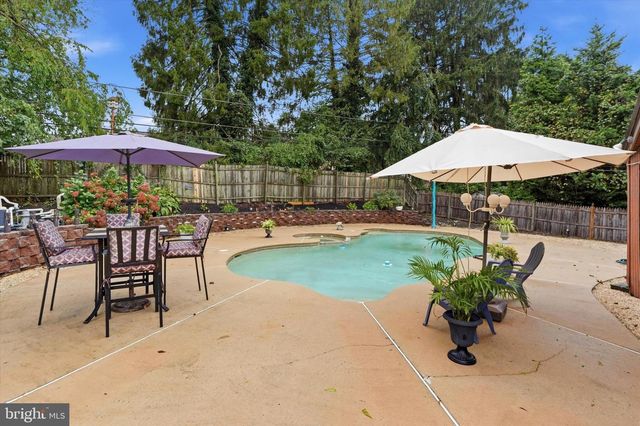 2606 SPRINGFIELD RD, Broomall, PA 19008