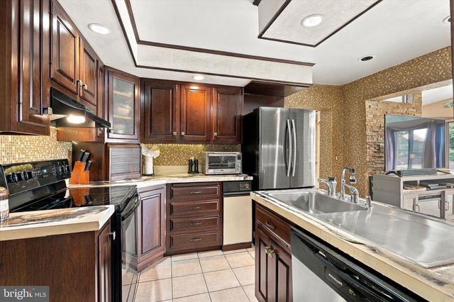 2606 SPRINGFIELD RD, Broomall, PA 19008