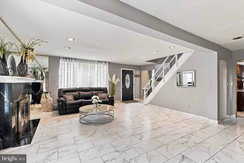 2606 SPRINGFIELD RD, Broomall, PA 19008 — photo 3
