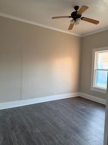 106 N Texas St, Deridder, LA 70634