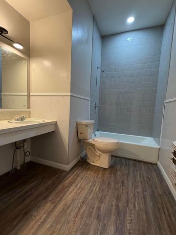 106 N Texas St, Deridder, LA 70634