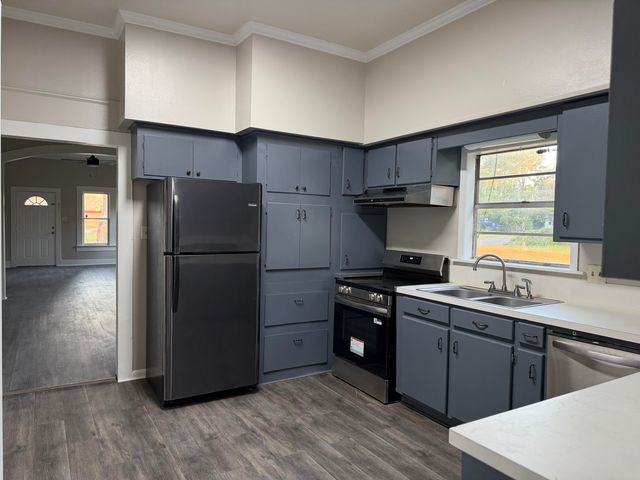 106 N Texas St, Deridder, LA 70634