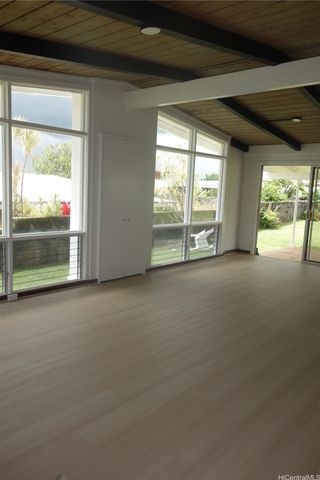 2154 Awikiwiki Street, Pearl City, HI 96782