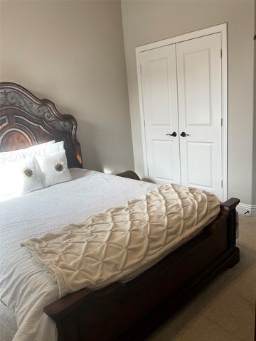 1034 Mickelson Drive, Granbury, TX 76048