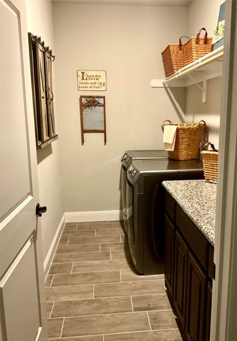 1034 Mickelson Drive, Granbury, TX 76048