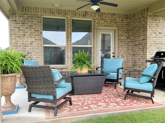 1034 Mickelson Drive, Granbury, TX 76048