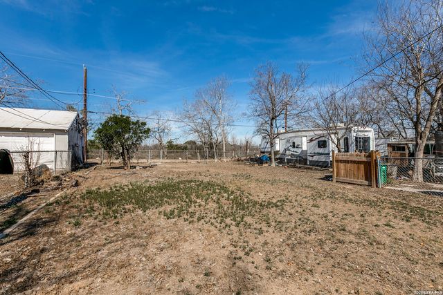 1219 E E Drexel Ave, San Antonio, TX 78210