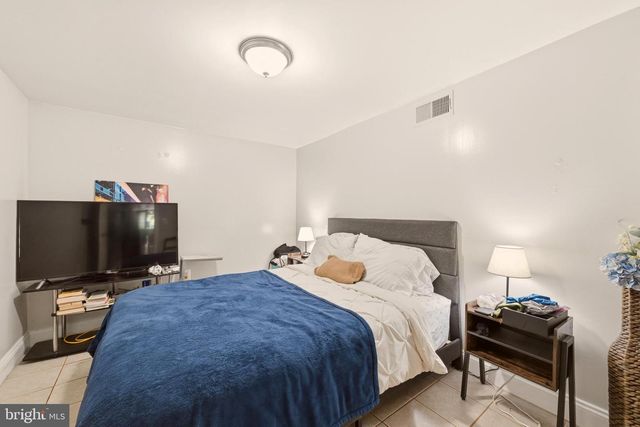 3214 SHERMAN AVE NW, Washington, DC 20010