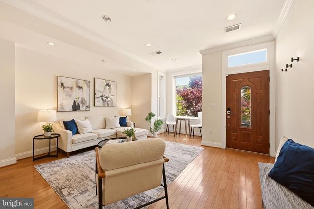 3214 SHERMAN AVE NW, Washington, DC 20010