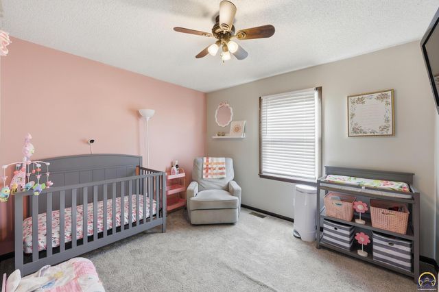 3718 SE Long ST, Topeka, KS 66609
