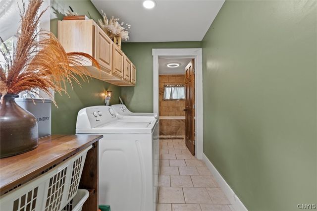 6401 North Kirkville Road, Manlius, NY 13082