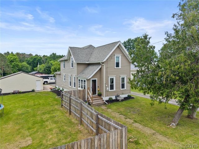 6401 North Kirkville Road, Manlius, NY 13082