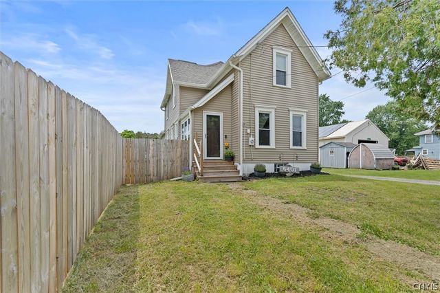 6401 North Kirkville Road, Manlius, NY 13082