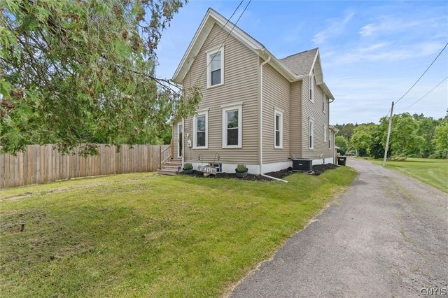 6401 North Kirkville Road, Manlius, NY 13082