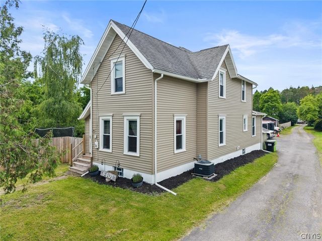 6401 North Kirkville Road, Manlius, NY 13082