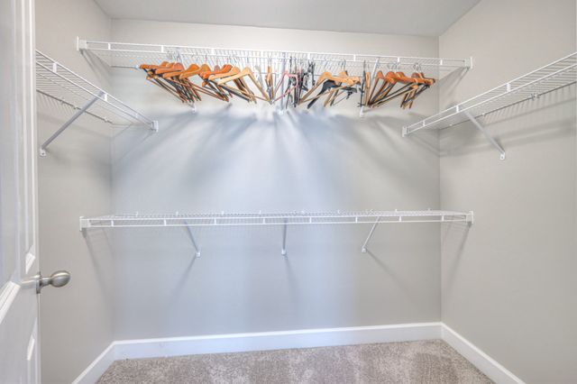 1023 Avery Park Dr, Smyrna, TN 37167