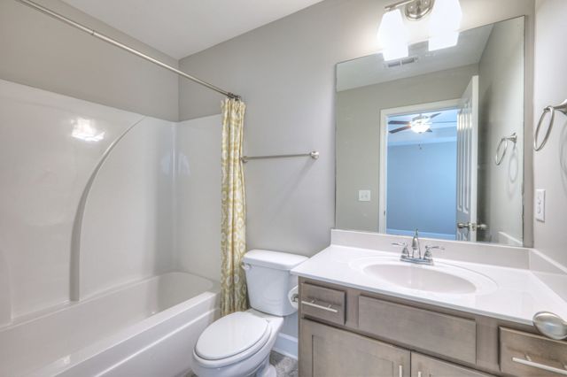 1023 Avery Park Dr, Smyrna, TN 37167