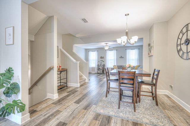 1023 Avery Park Dr, Smyrna, TN 37167