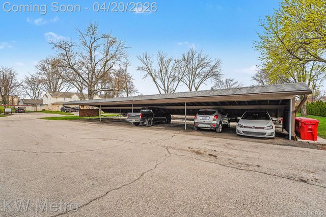 15048 Fairfield Street, Livonia, MI 48154