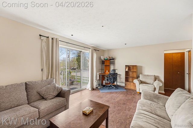 15048 Fairfield Street, Livonia, MI 48154