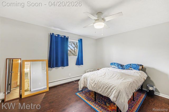 15048 Fairfield Street, Livonia, MI 48154