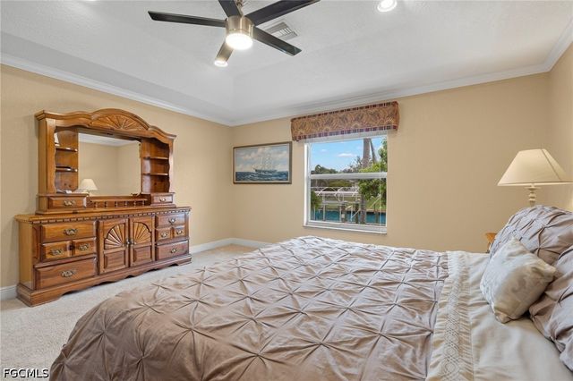 1023 SE 15th ST, Cape Coral, FL 33990