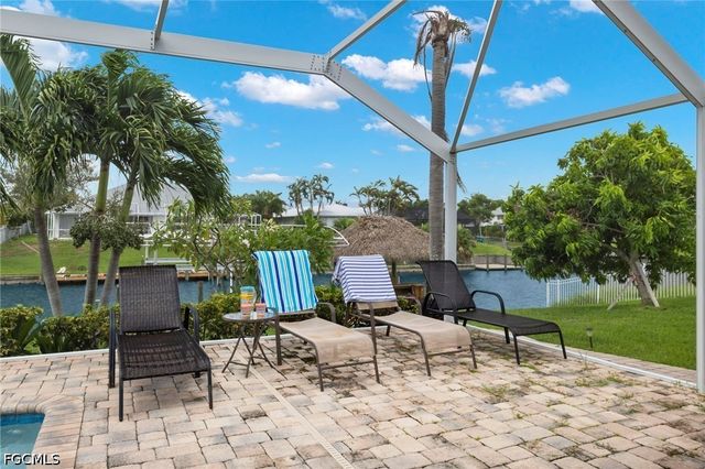 1023 SE 15th ST, Cape Coral, FL 33990