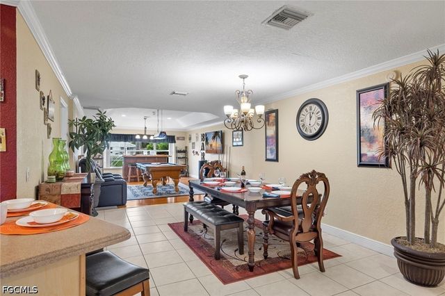 1023 SE 15th ST, Cape Coral, FL 33990