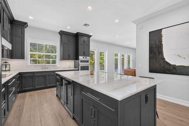 2021 SW 14th Terrace, Fort Lauderdale, FL 33315