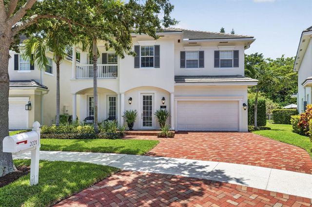 2021 SW 14th Terrace, Fort Lauderdale, FL 33315