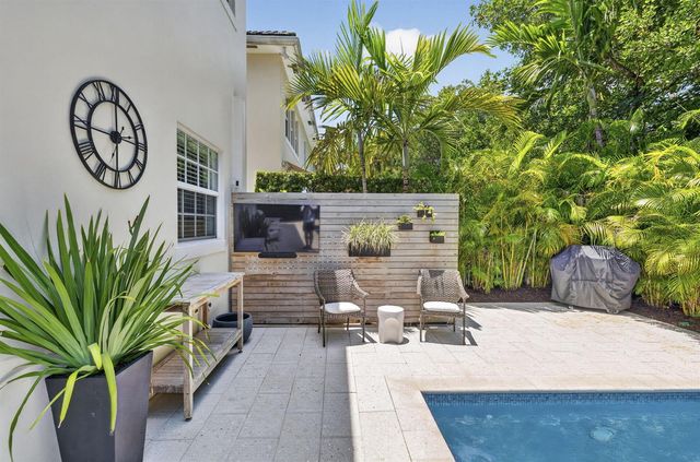 2021 SW 14th Terrace, Fort Lauderdale, FL 33315