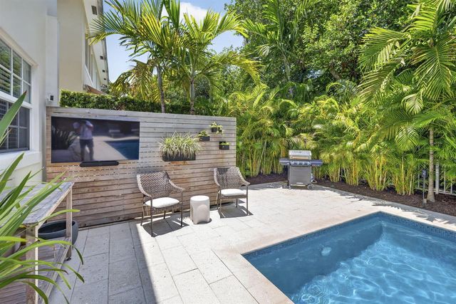 2021 SW 14th Terrace, Fort Lauderdale, FL 33315