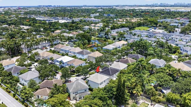 2021 SW 14th Terrace, Fort Lauderdale, FL 33315
