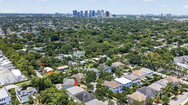 2021 SW 14th Terrace, Fort Lauderdale, FL 33315