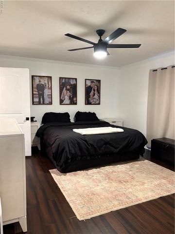 4 Prince George LN, Newport News, VA 23608