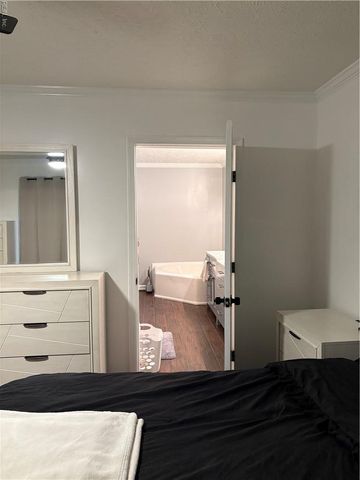 4 Prince George LN, Newport News, VA 23608