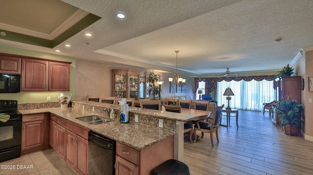 2403 S Atlantic Ave Apt 302, Daytona Beach Shores, FL 32118
