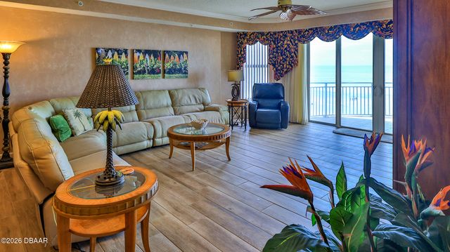2403 S Atlantic Ave Apt 302, Daytona Beach Shores, FL 32118