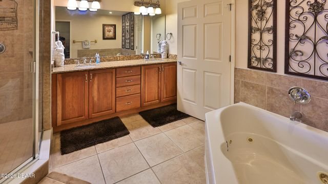 2403 S Atlantic Ave Apt 302, Daytona Beach Shores, FL 32118