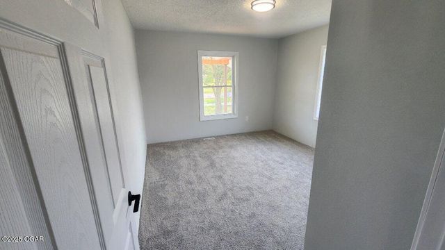 1021 E Sycamore Street, Columbus, KS 66725