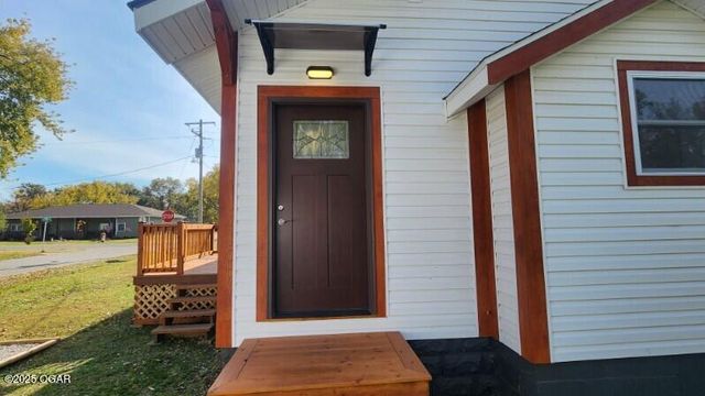 1021 E Sycamore Street, Columbus, KS 66725