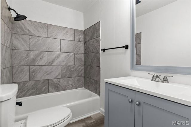 1910 Leondale Avenue, St Louis, MO 63114