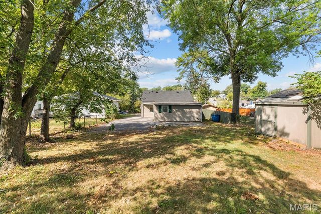 1910 Leondale Avenue, St Louis, MO 63114